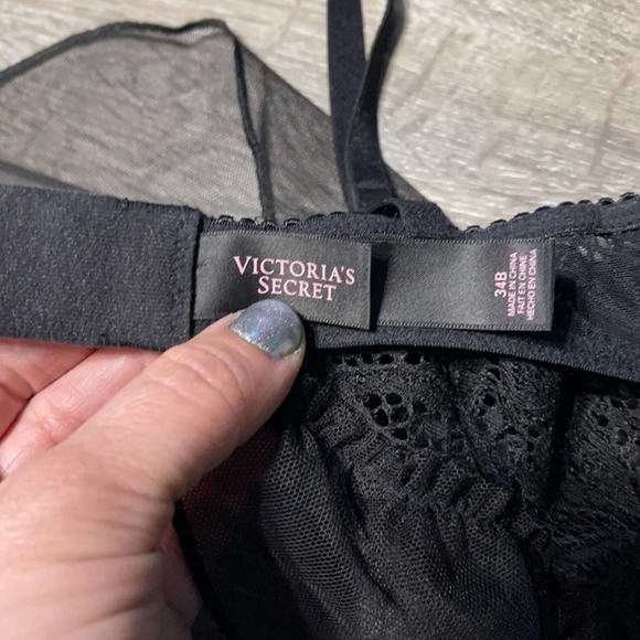 Victoria’s Secret Black Lace and Nude Babydoll 34B - Picture 7 of 7